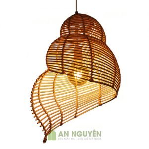 Mẫu đèn mây tre hình vỏ ốc trang trí quán cực phong cách