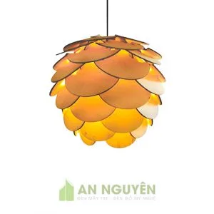 Đèn-gỗ-qua-thông-nhỏ-trang-trí-bàn-ăn-tphcm-An-Nguyên1