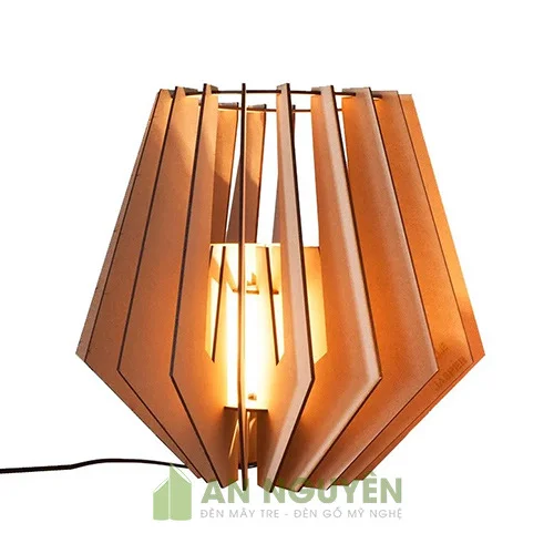 Đèn gỗ để bàn trang trí cực kỳ dễ thương DG043