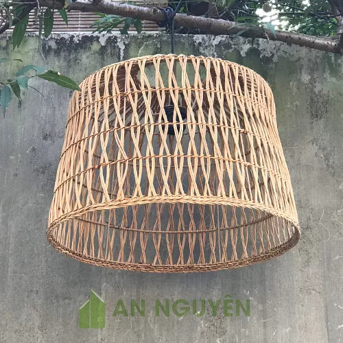 Đèn Mây Tre: Mẫu đèn mây đan giống lồng gà trang trí quán cafe, nhà hàng Fi 50