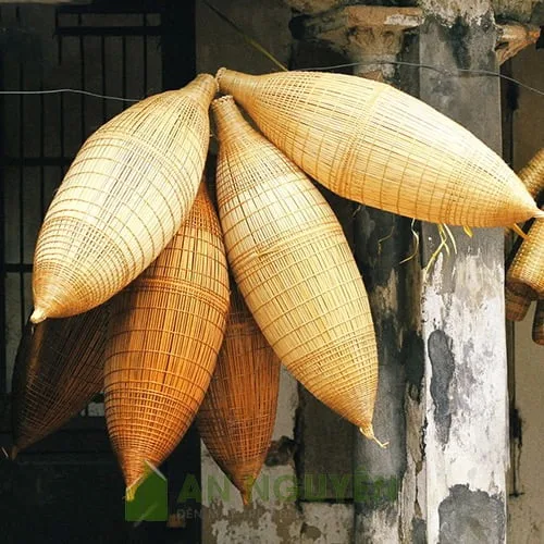 Đèn Mây Tre: Mẫu đèn tre trang trí hình cái đó bắt cá Phi 20 Cao 60 cm