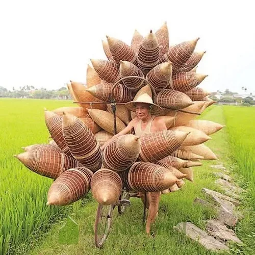 Đèn Mây Tre: Mẫu đèn tre trang trí hình cái đó bắt cá Phi 20 Cao 60 cm