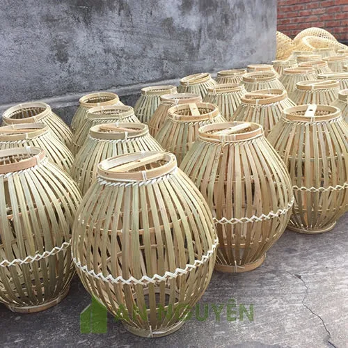 Đèn-Mây-Tre-hình-ảnh---Mẫu-đèn-mây-tre-đan-trang-trí-ở-TPHCM-AN-NGUYÊN-(4)