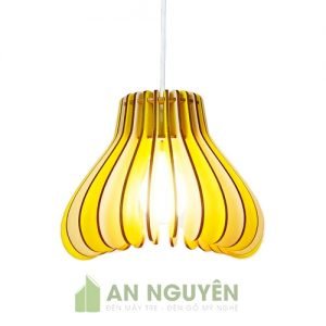 Đèn Gỗ: Mẫu đèn gỗ nhỏ có thể thả chùm trang trí bàn ăn