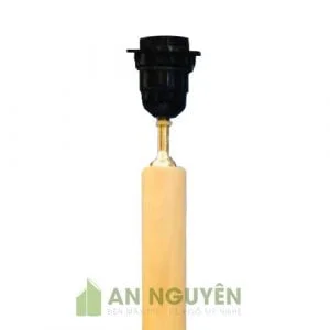 Chân đèn sàn bằng gỗ thật kiểu đế tròn thân trụ dùng cho chụp mây tre