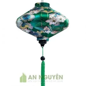 Đèn Vải: Mẫu đèn lồng Hội An kiểu đĩa bay vải phi hoa văn trang trí nhà hàng Việt