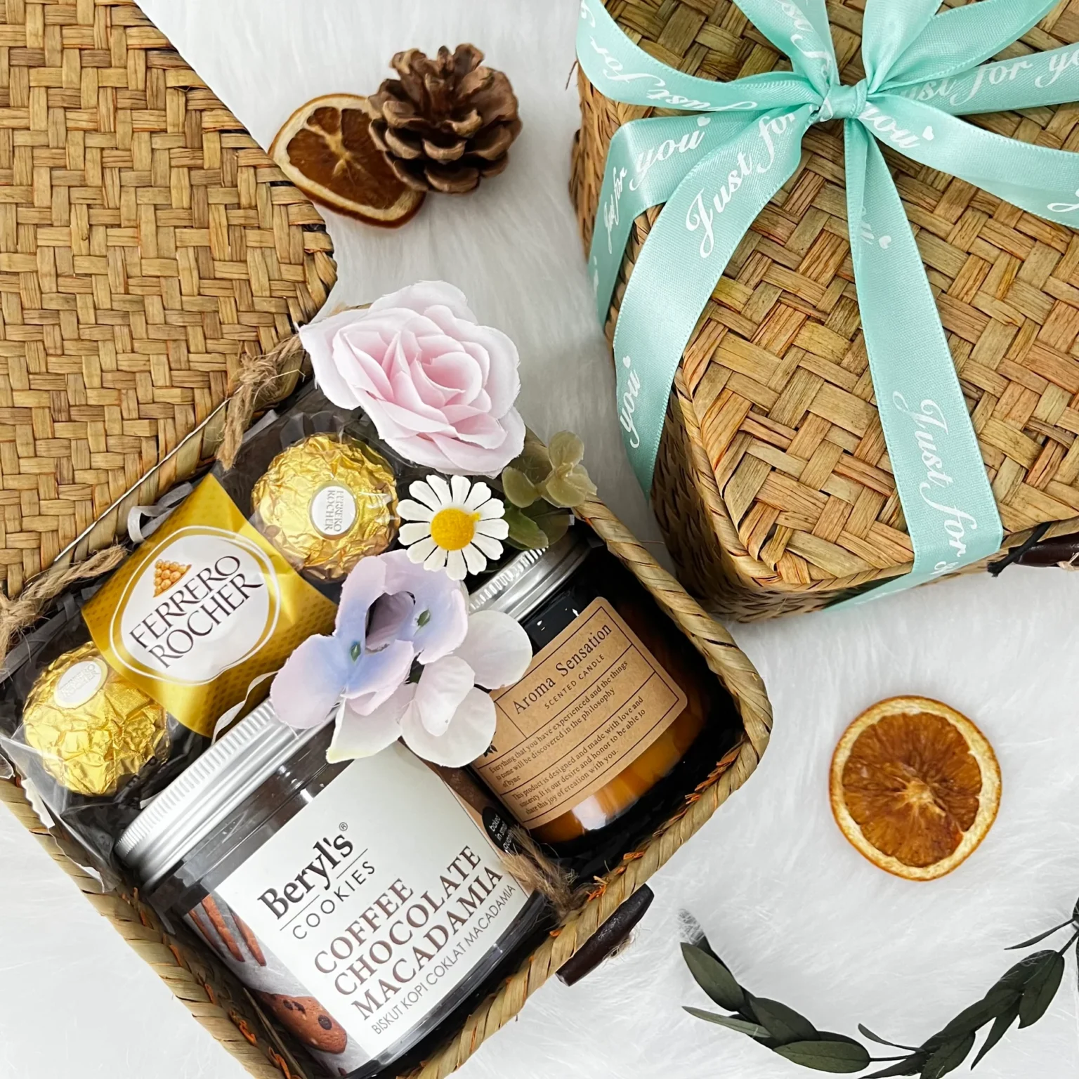 Mẫu giỏ mây tre đẹp giá rẻ có nắp làm hộp quà tặng