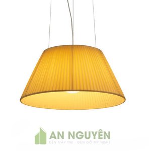 Mẫu đèn vải kiểu xếp ly hình chóp cụt thả trần trang trí phòng khách