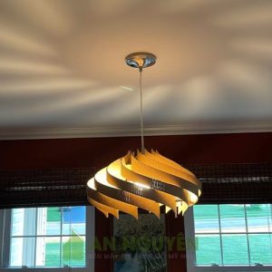 Đèn Gỗ: Mẫu đèn gỗ nghệ thuật thả trần trang trí phòng khách, bàn ăn