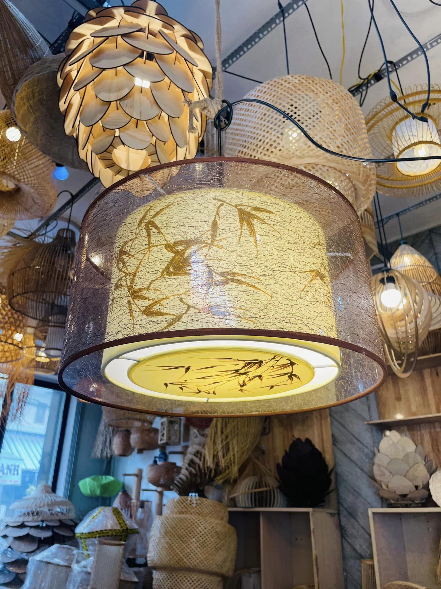 mẫu đèn trang trí quán cafe 