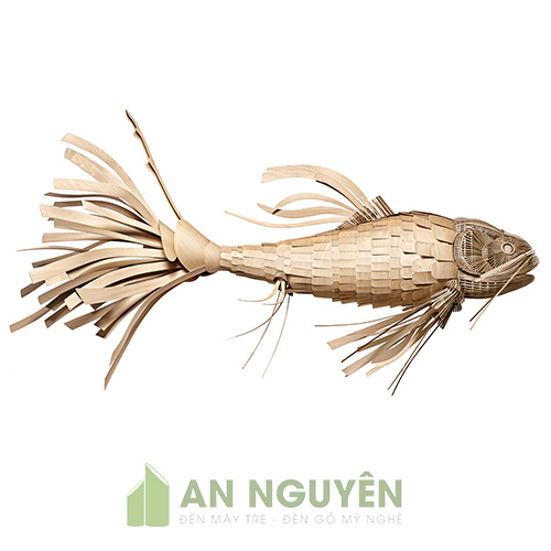 đèn chùm con cá siêu to bằng gỗ veneer trang trí nhà hàng cực sáng tạo