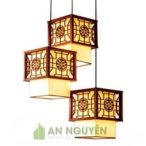 Đèn Gỗ 1 Mẫu đèn gỗ có lồng vải thả trần trang trí khu vực chùa, thờ tự