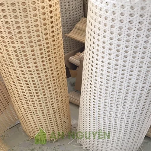 Cuộn mây mắt cáo nhựa giả mây cao 90 cm dài 15 mét