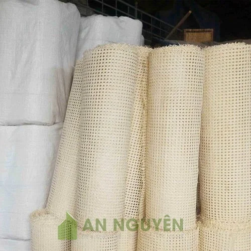 Cuộn mây mắt cáo nhựa giả mây cao 90 cm dài 15 mét