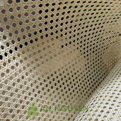 Cuộn mây mắt cáo nhựa giả mây cao 90 cm dài 15 mét