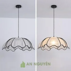 Đèn Vải: Mẫu đèn vải cánh hoa mai thả trần trang trí bàn ăn