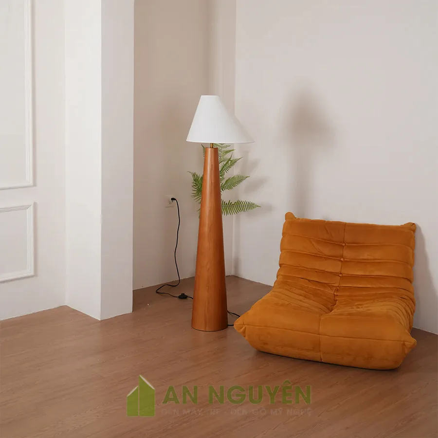 Đèn Gỗ: Mẫu đèn gỗ hình chóp, chụp thiết kế cách điệu trang trí phòng khách