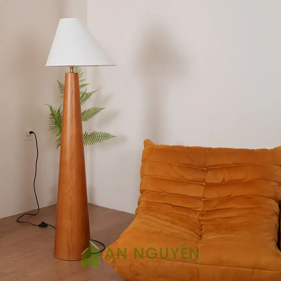 Đèn Gỗ: Mẫu đèn gỗ hình chóp, chụp thiết kế cách điệu trang trí phòng khách