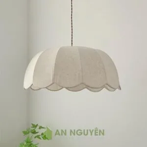 Đèn Vải: Mẫu đèn vải hình cánh hoa thả trần trang trí bàn ăn TPHCM