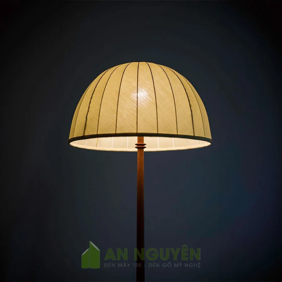 Đèn Vải: Mẫu đèn vải nửa cầu thả trần trang trí bàn ăn gia đình