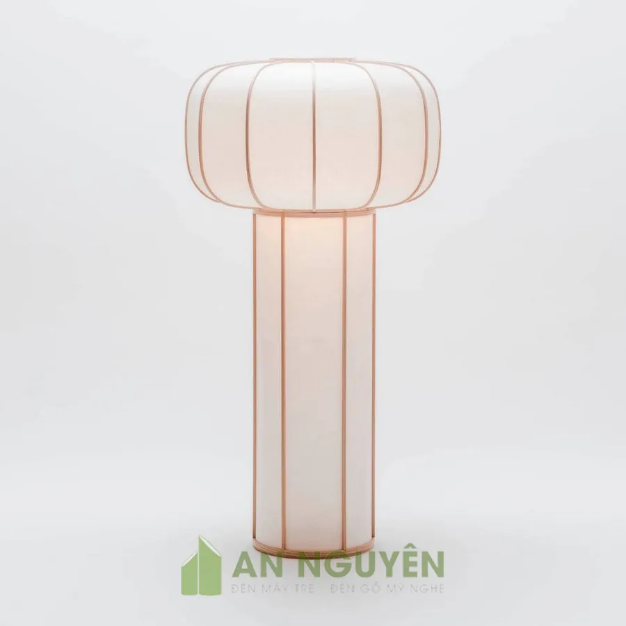 Mẫu đèn vải để sàn trang trí bàn sofa phòng khách