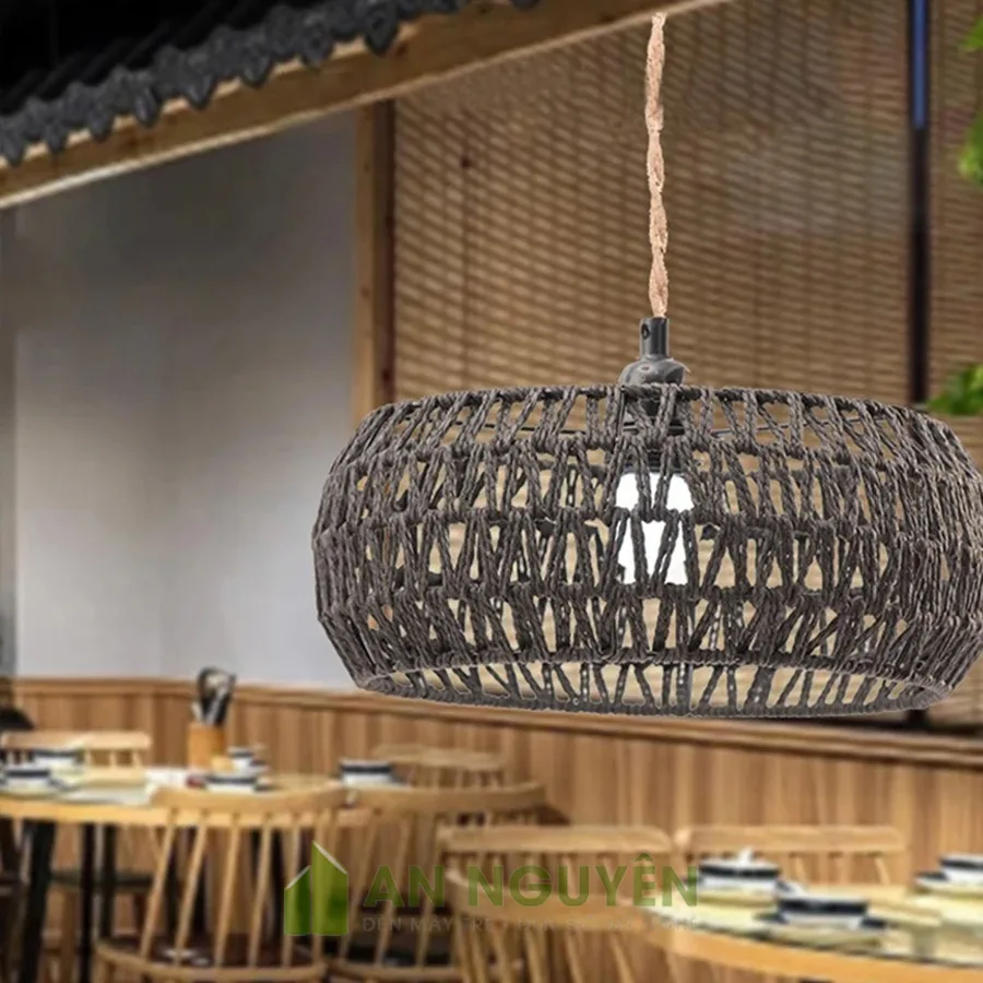 Đèn Dây Thừng: Mẫu đèn thả quấn thừng kiểu chiếc nhẫn trang trí bàn ăn