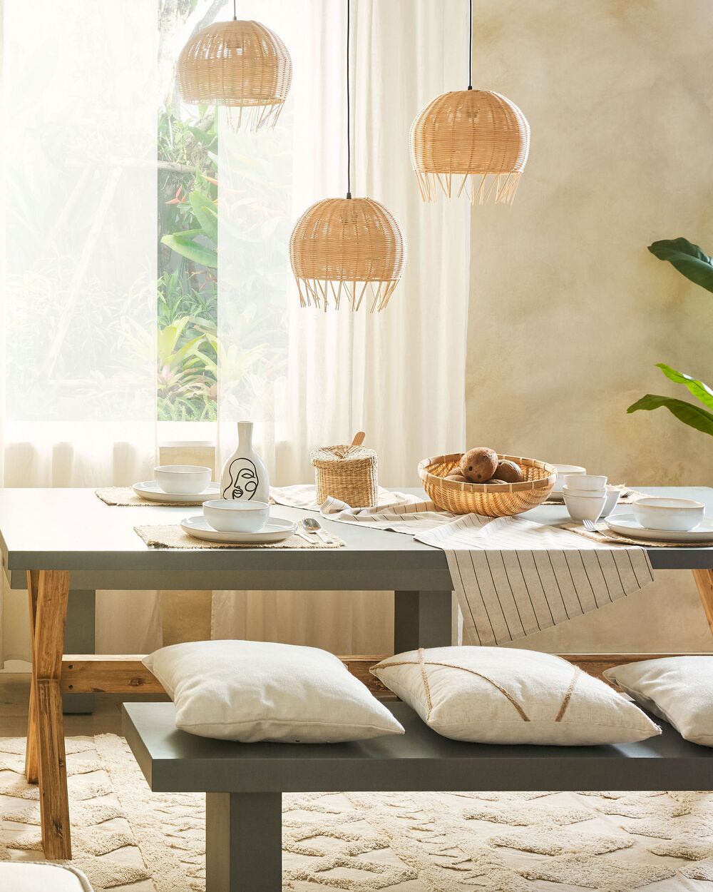 Mẫu đèn tre thả bàn ăn đẹp Mẫu đèn tre thả bàn ăn đẹp