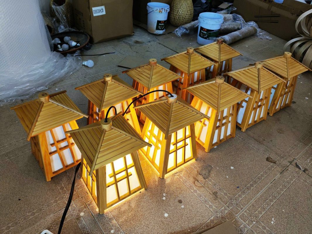 Đèn gỗ ngôi nhà đẹp