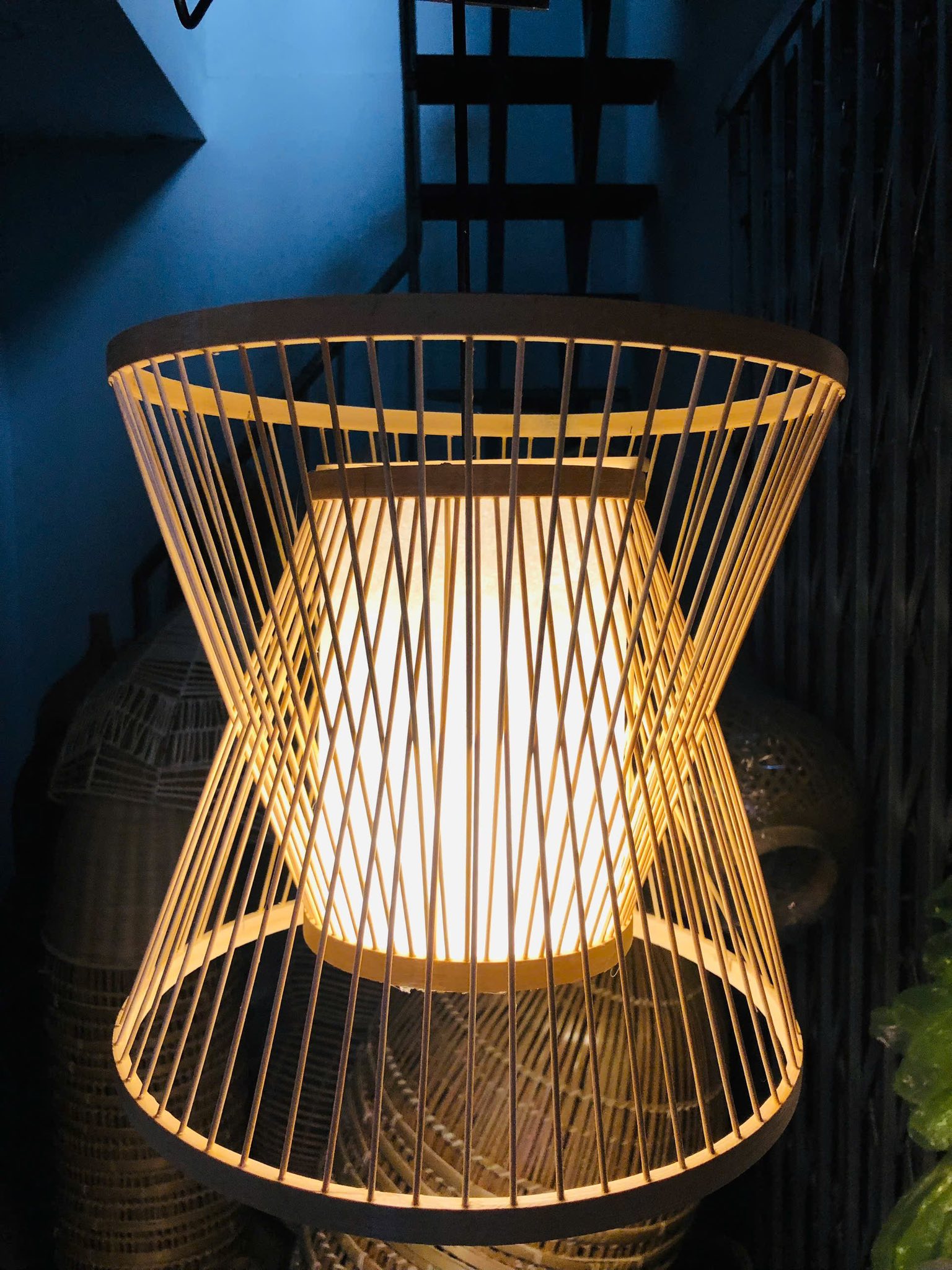 Xác định những phụ kiện đèn mây tre đi kèm Xác định những phụ kiện đèn mây tre đi kèm